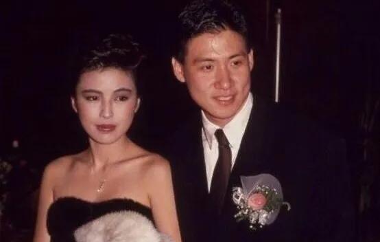 位男星个个花钱如流水一般人真养不起ag旗舰厅注册娶了“败家老婆”的3(图6)